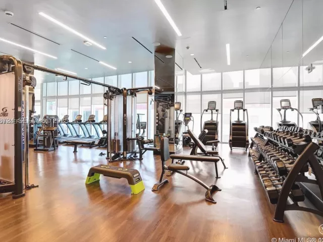 4-bedroom condo for sale in Miami - 851 NE 1st Ave 4911 - MondialRealty