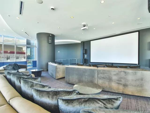 4-bedroom condo for sale in Miami - 851 NE 1st Ave 4911 - MondialRealty
