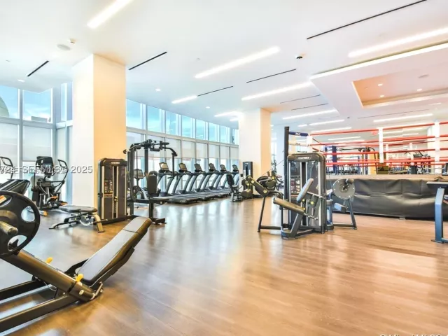 4-bedroom condo for sale in Miami - 851 NE 1st Ave 4911 - MondialRealty