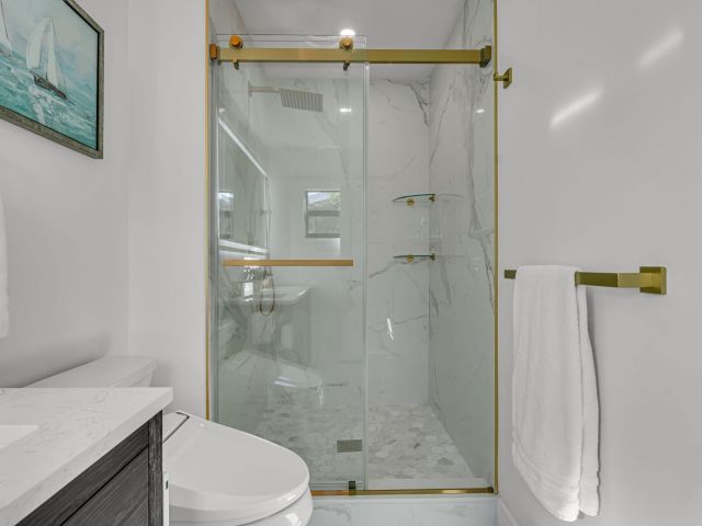 Home for sale at 433 Aylesbury Road - photo 6879848