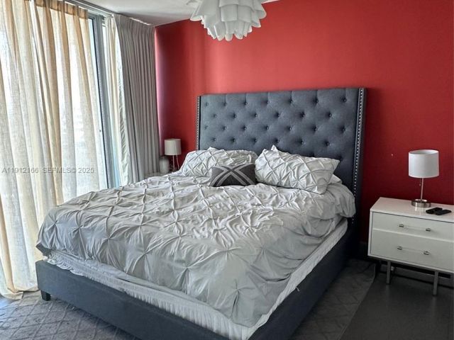 Apartment for rent  Unit #512 - photo 6978881