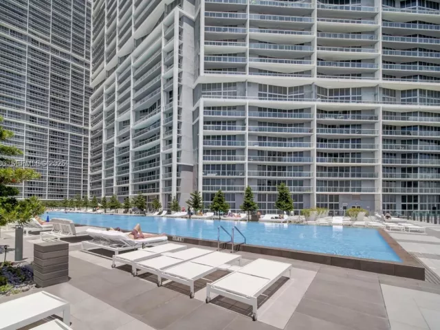 condo for sale in Miami - 485 Brickell Ave 4405 - MondialRealty