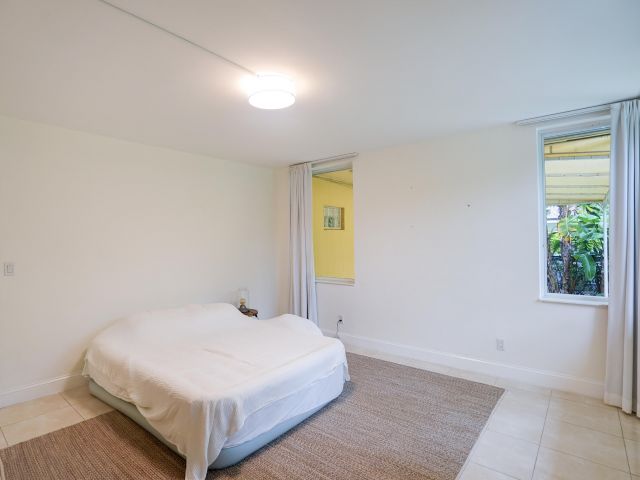 Home for rent at 216 32nd Street - photo 6851123