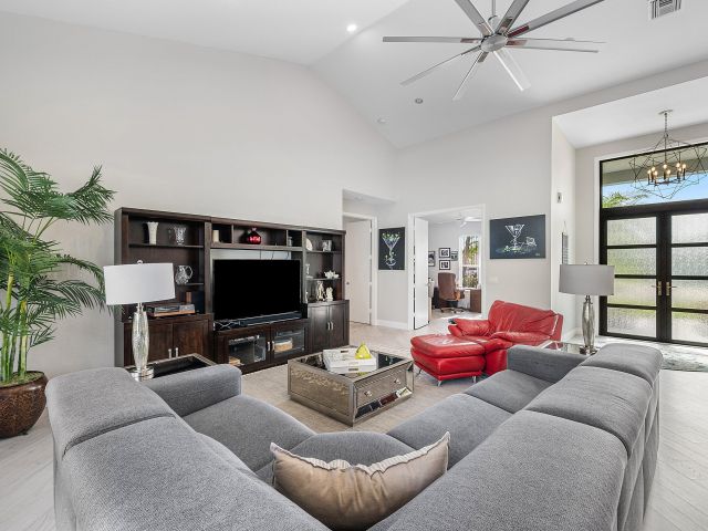 Home for sale at 10446 Stonebridge Boulevard - photo 6853986