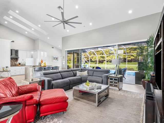 Home for sale at 10446 Stonebridge Boulevard - photo 6853987