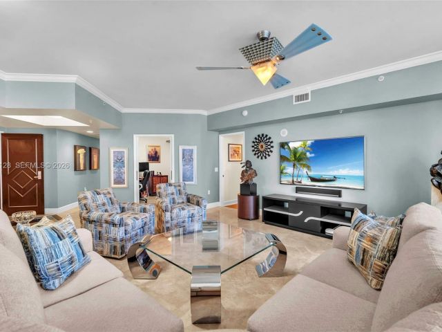 Apartment for sale  Unit #1705 - photo 6853448