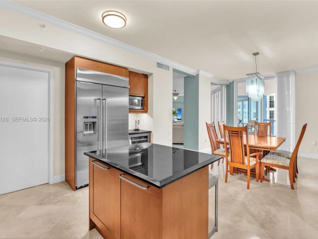 Apartment for sale  Unit #1705 - photo 6853457