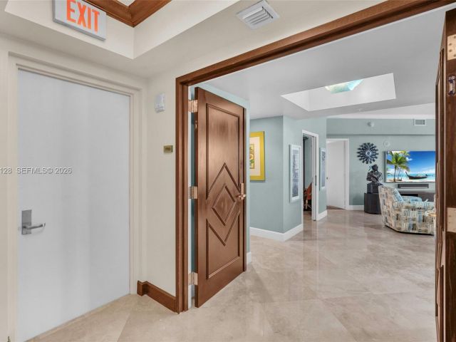 Apartment for sale  Unit #1705 - photo 6853459