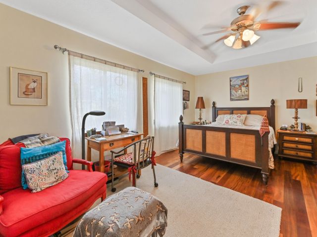 Home for sale at 1121 SE 14th Court - photo 6852396