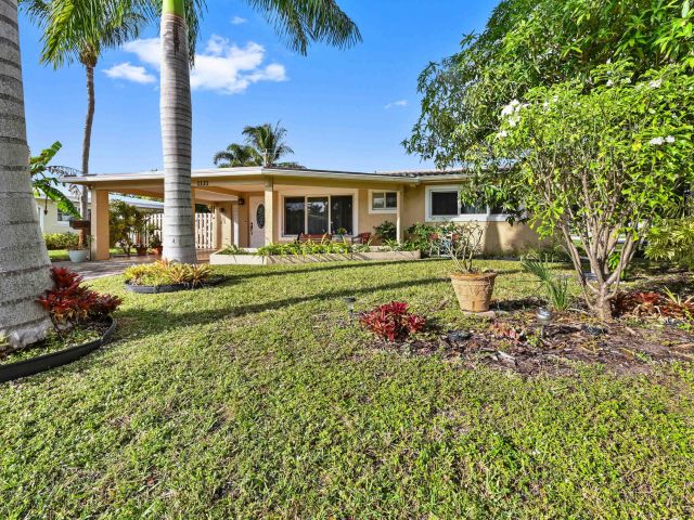 Home for sale at 1121 SE 14th Court - photo 6852411