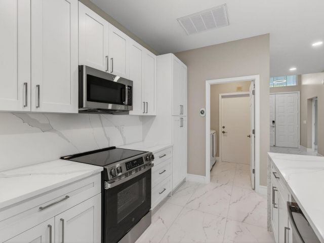 Home for sale at 7770 Stirling Bridge Boulevard S - photo 6867990