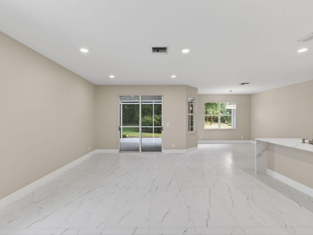 Home for sale at 7770 Stirling Bridge Boulevard S - photo 6867998