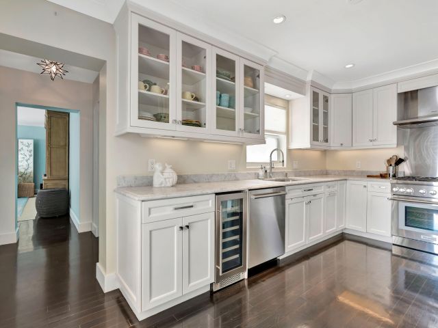 Home for rent at 136 Worth Court S - photo 6853580