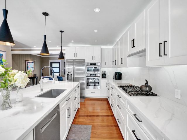 Home for sale at 246 N Swinton Avenue - photo 6866152