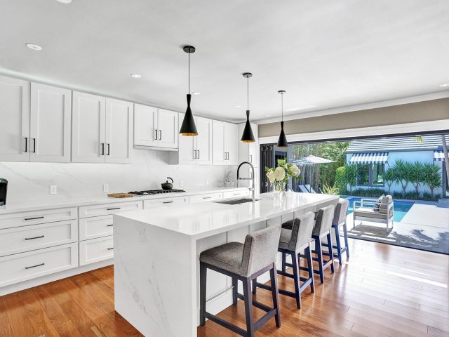 Home for sale at 246 N Swinton Avenue - photo 6866165