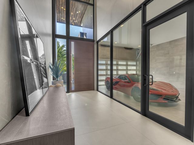 Home for sale at 2401 NE 13th Street - photo 6879891