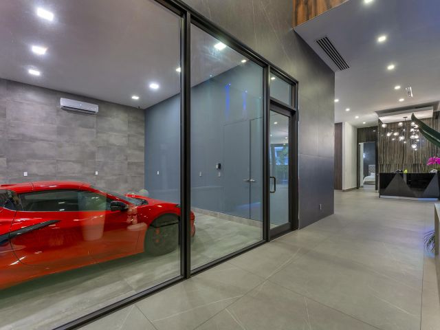 Home for sale at 2401 NE 13th Street - photo 6879892