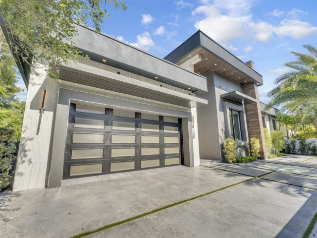 Home for sale at 2401 NE 13th Street - photo 6879896