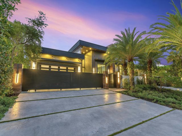 Home for sale at 2401 NE 13th Street - photo 6879899