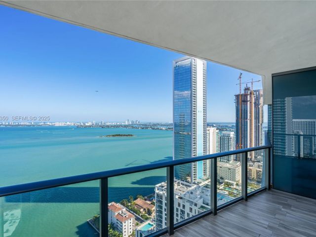 Apartment for sale  Unit #3601 - photo 6856550