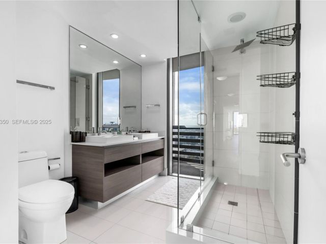 Apartment for sale  Unit #3601 - photo 6856555