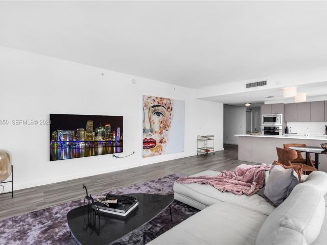 Apartment for sale  Unit #3601 - photo 6856560