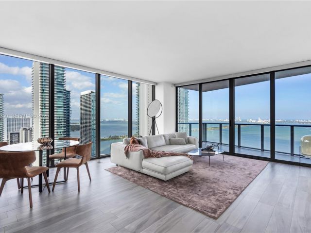 Apartment for sale  Unit #3601 - photo 6856565