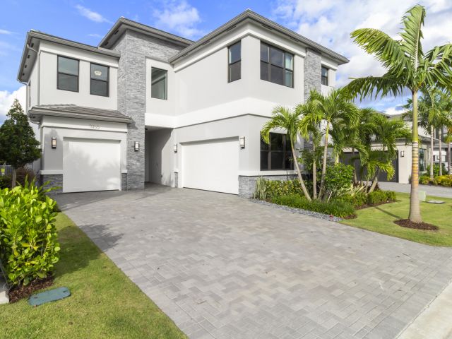 Home for sale at 9265 Sunflower Meadow Road - photo 6855632