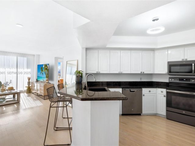 Apartment for sale  Unit #803 - photo 6855394