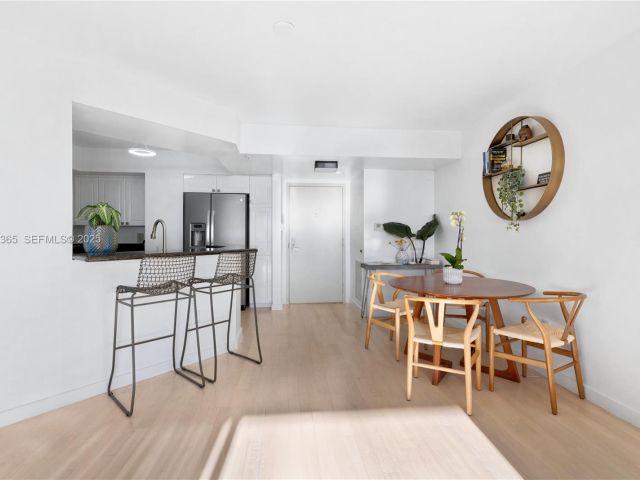 Apartment for sale  Unit #803 - photo 6855396