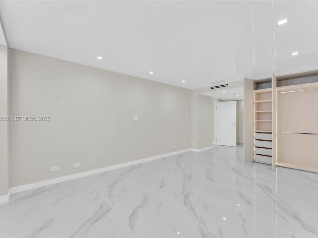 Apartment for sale  Unit #1414 - photo 6856910