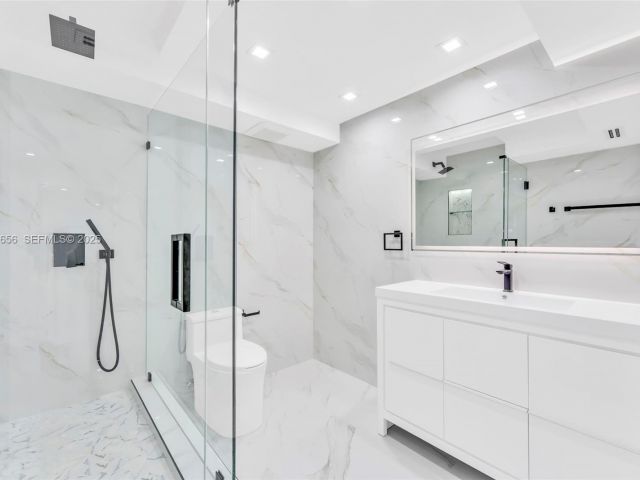 Apartment for sale  Unit #1414 - photo 6856916