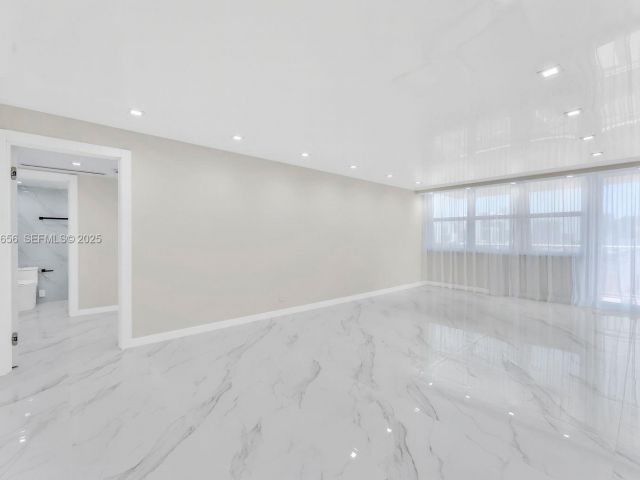 Apartment for sale  Unit #1414 - photo 6856919