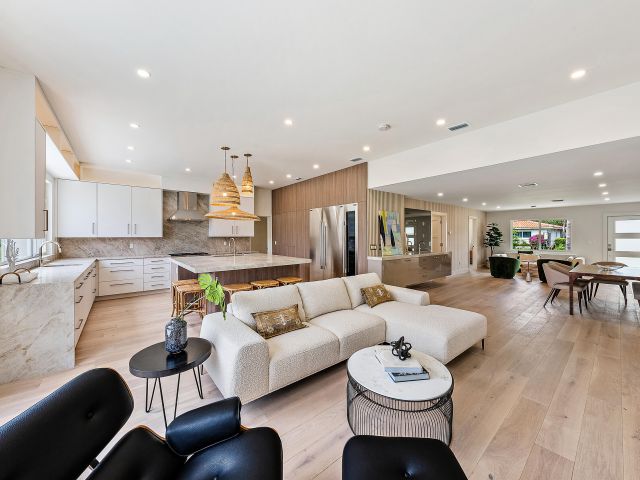 Home for rent at 310 Edmor Road - photo 6855512