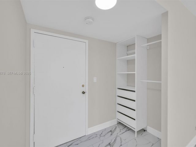 Apartment for sale  Unit #1415 - photo 6856889