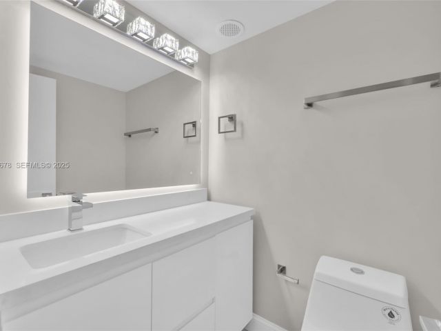 Apartment for sale  Unit #1415 - photo 6856890