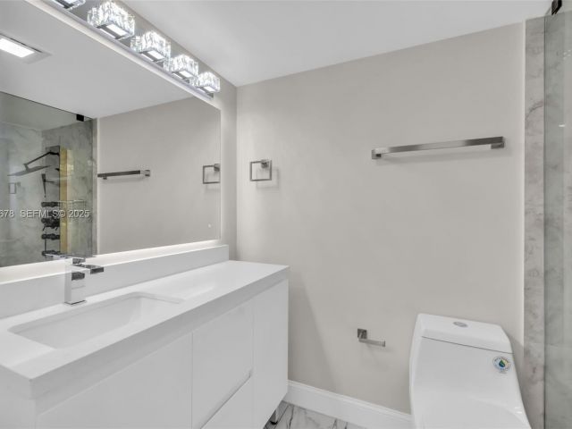 Apartment for sale  Unit #1415 - photo 6856892