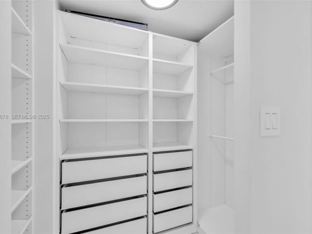 Apartment for sale  Unit #1415 - photo 6856893