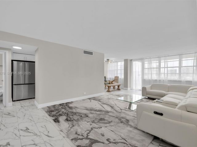 Apartment for sale  Unit #1415 - photo 6856899