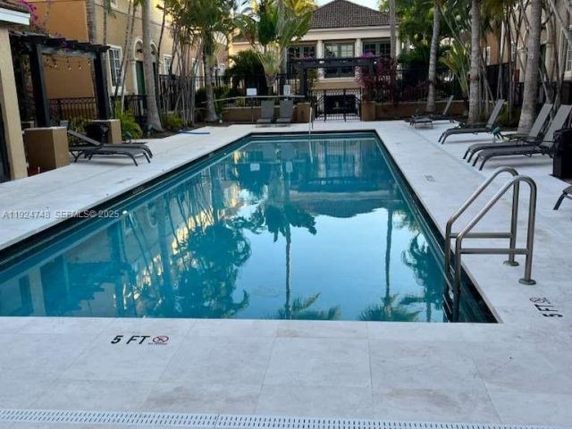 Home for rent at 2891 NE 185th St 1006 - photo 7484025