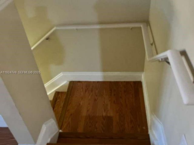 Home for rent at 2891 NE 185th St 1006 - photo 7484039