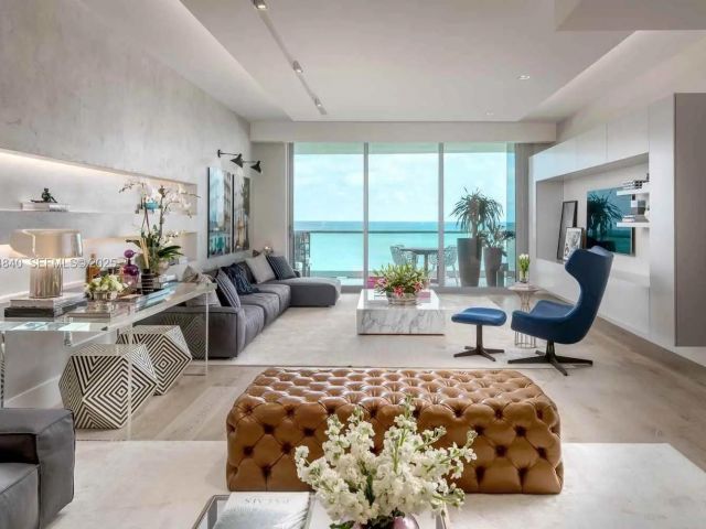 Apartment for rent  Unit # - photo 6857286