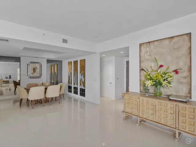 Apartment for sale  Unit #1104 - photo 6860414