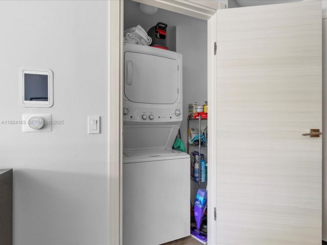 Apartment for sale  Unit #1603 - photo 6861134