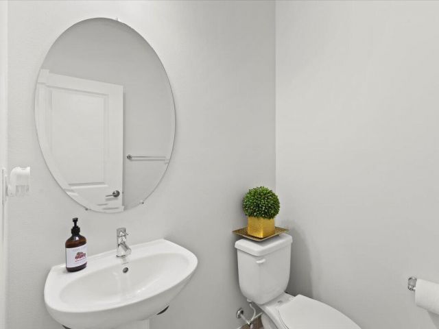 Home for sale at 3008 Hop Tree Way - photo 6862142