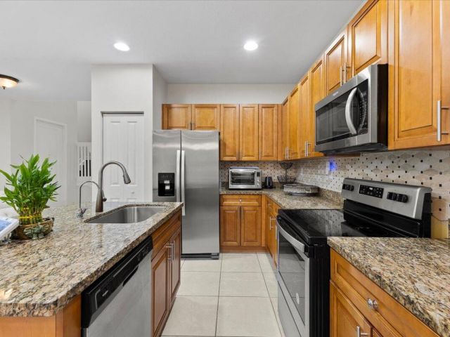 Home for sale at 3008 Hop Tree Way - photo 6862147