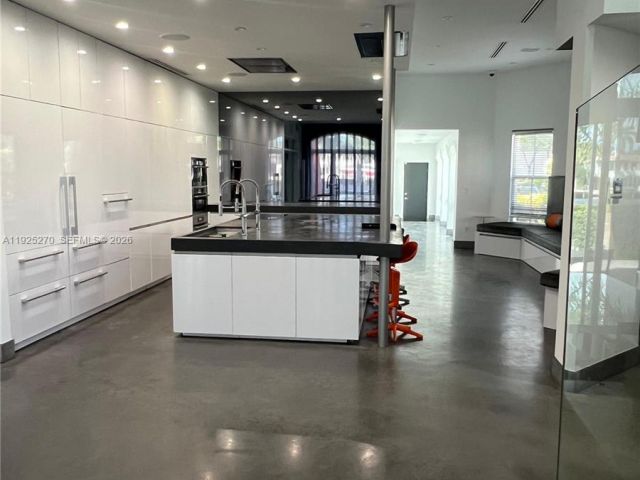 Home for rent at 21025 NE 38th Ave 81 - photo 6862728