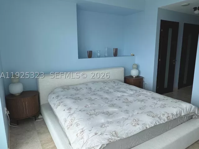 1-bedroom condo for rent in Miami - 900 Biscayne Blvd 2604 - MondialRealty