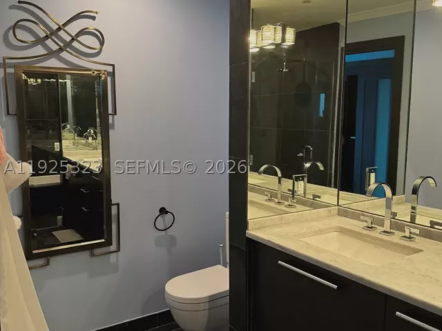 1-bedroom condo for rent in Miami - 900 Biscayne Blvd 2604 - MondialRealty