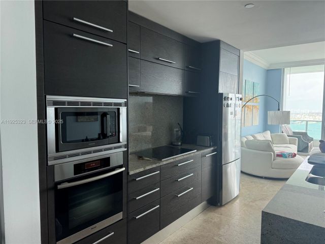 Apartment for rent  Unit #2604 - photo 6861194